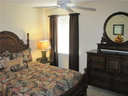 Large bedroom Large bedroom