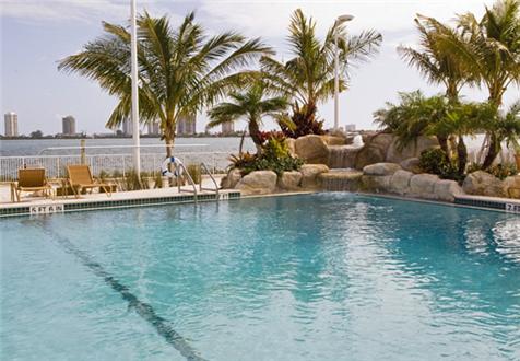 Heated sparkling pool Heated sparkling pool