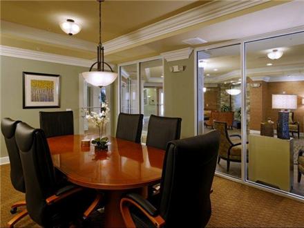 Leasing office Leasing office