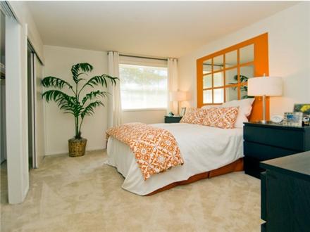 Large bedrooms Large bedrooms