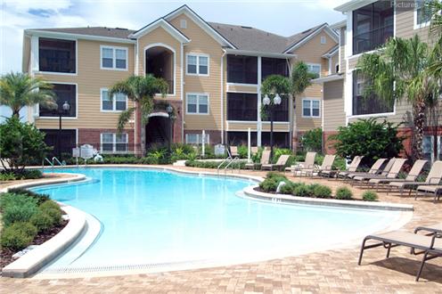 Residents' exterior pool Residents' exterior pool
