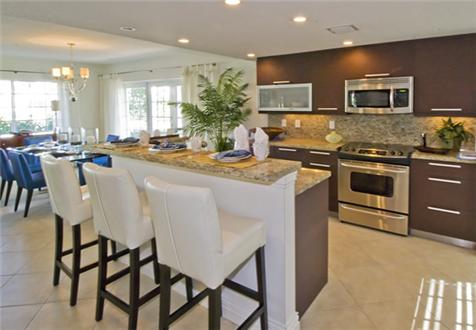 Fully appointed designer kitchens with breakfast bars Fully appointed designer kitchens with breakfast bars