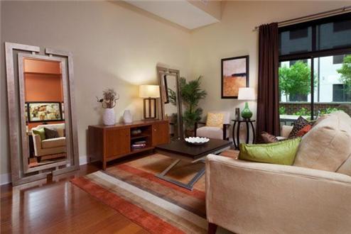 Spacious Living Area Spacious Living Area
