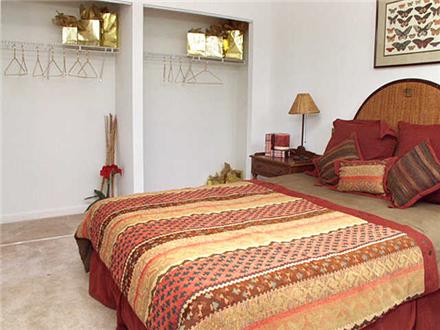 Large Bedrooms and Closets Large Bedrooms and Closets