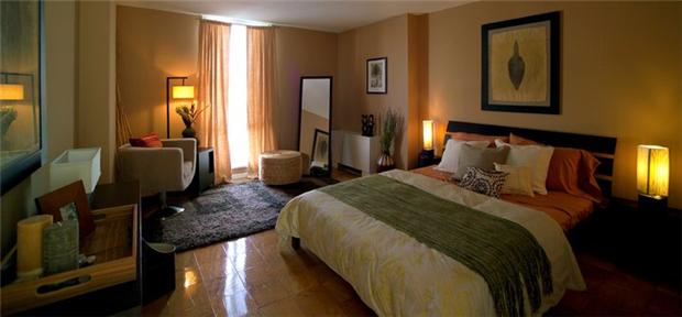 Huge bedroom
