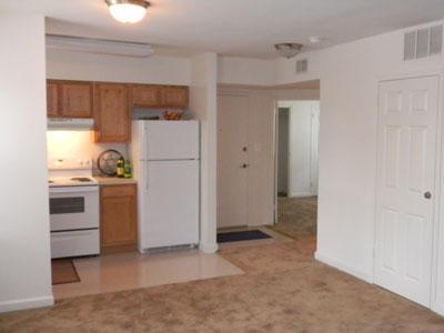 Large and open living areas Large and open living areas