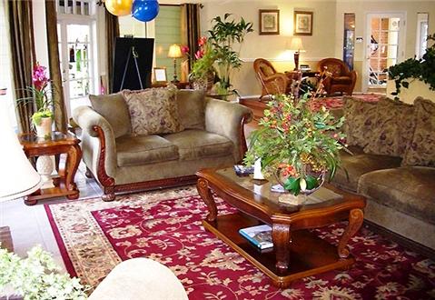 Residents' lounge and comfortable seating Residents' lounge and comfortable seating