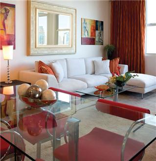 Spacious living areas Spacious living areas