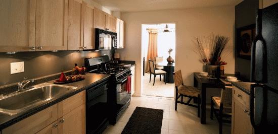 Spacious kitchen and dining area Spacious kitchen and dining area