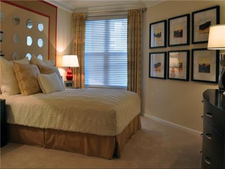 Roomy Bedrooms Roomy Bedrooms