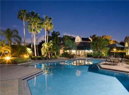 Sparkling pool and sundeck Sparkling pool and sundeck