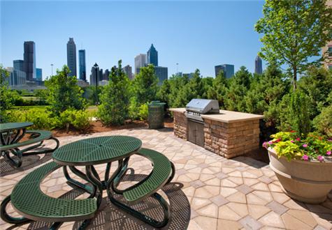 Grill and picnic area with an amazing view Grill and picnic area with an amazing view
