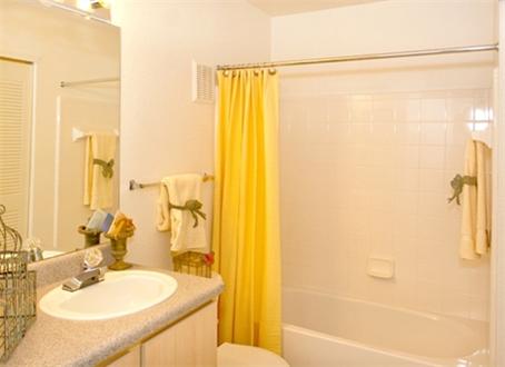 Large bathrooms Large bathrooms