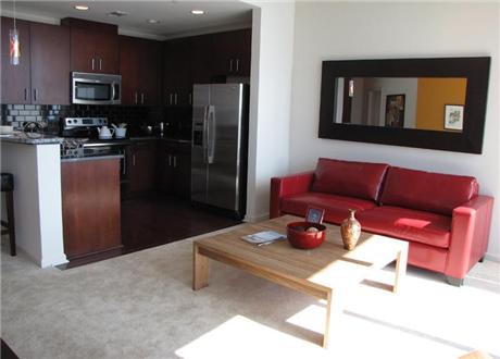 Open flowing floorplans Open flowing floorplans