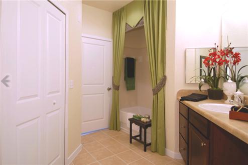 Spacious bathroom Spacious bathroom