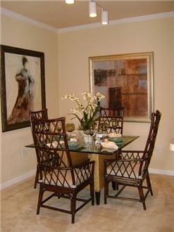Dining Dining